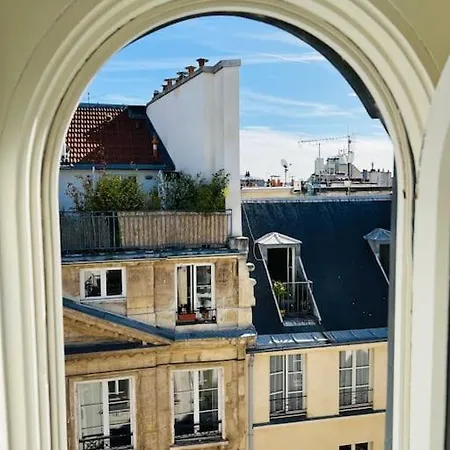 Marais - Sur Les Toits * Paryż